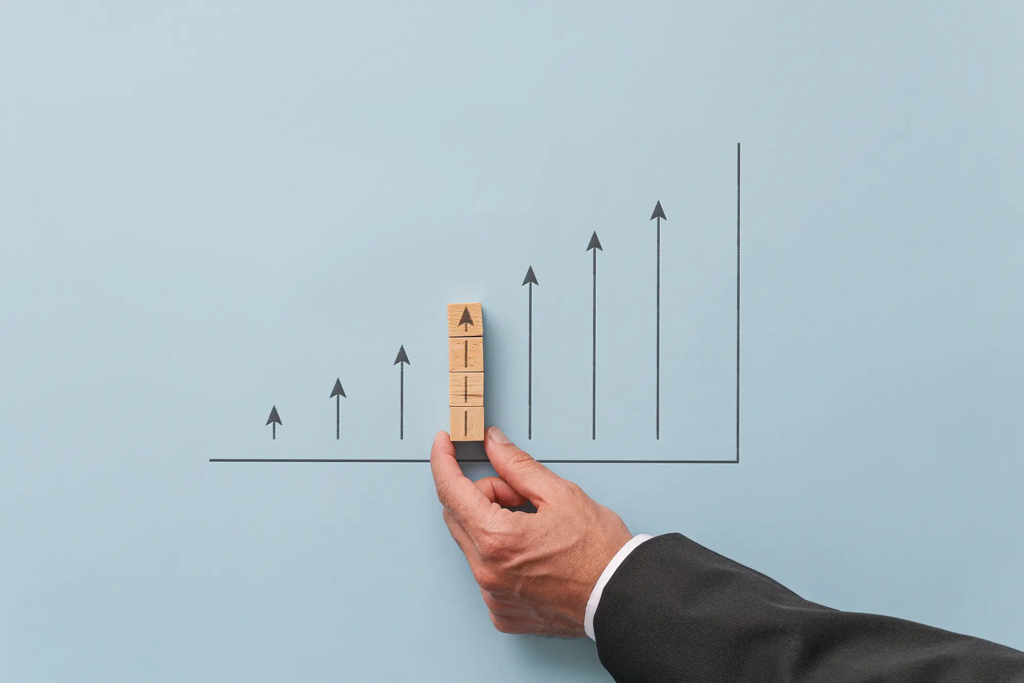 نظام ERP ذكي 21 Business economy growth prediction graph